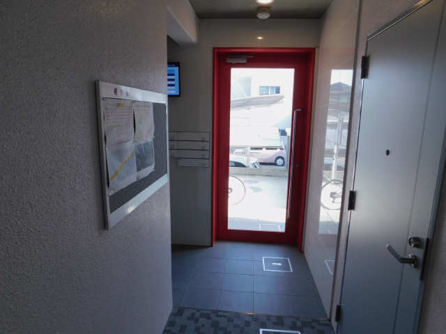 エントランス内