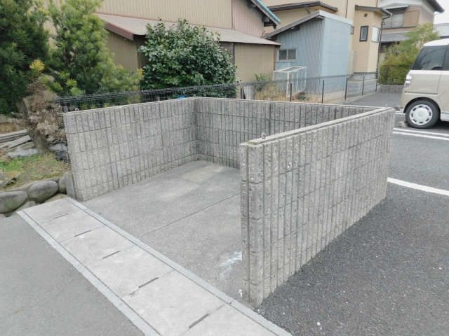 ごみ集積所