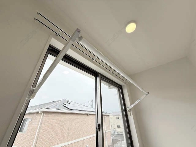 室内物干(インナーテラス)