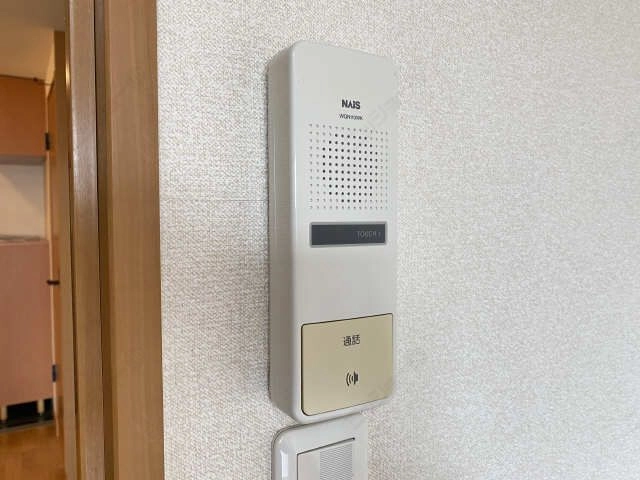 インターホン