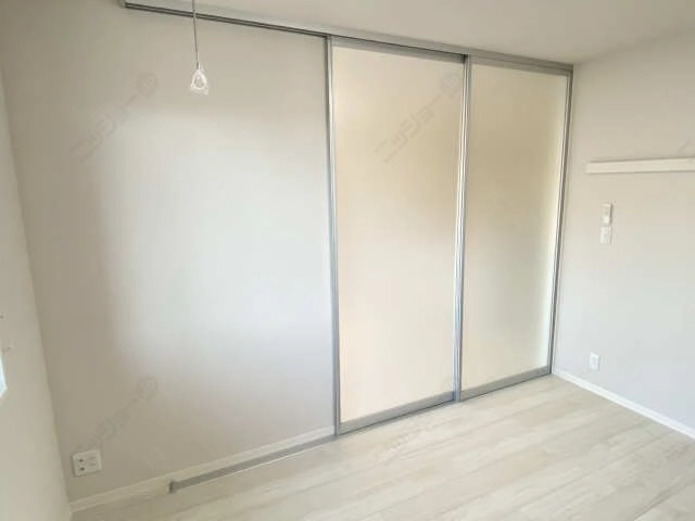 スライドスクリーン