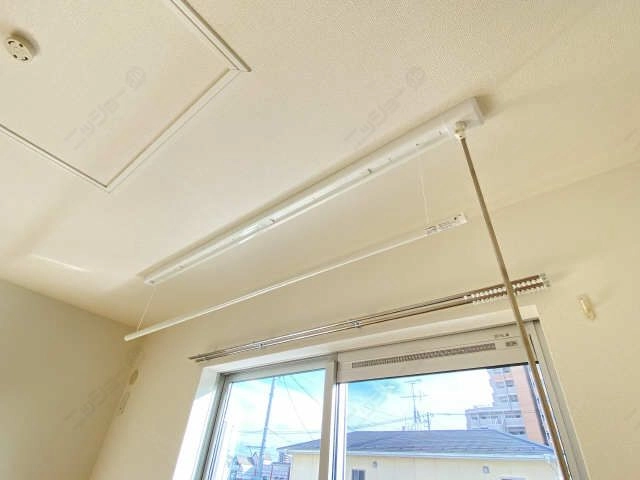 室内物干（南洋室）