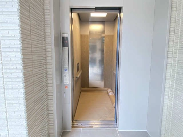 エレベーター