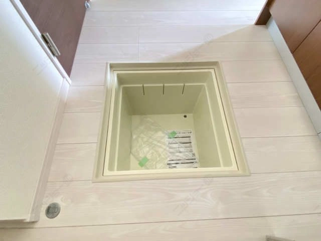 キッチン床下収納