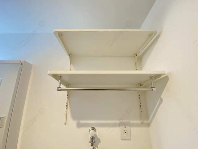 ランドリー可動棚