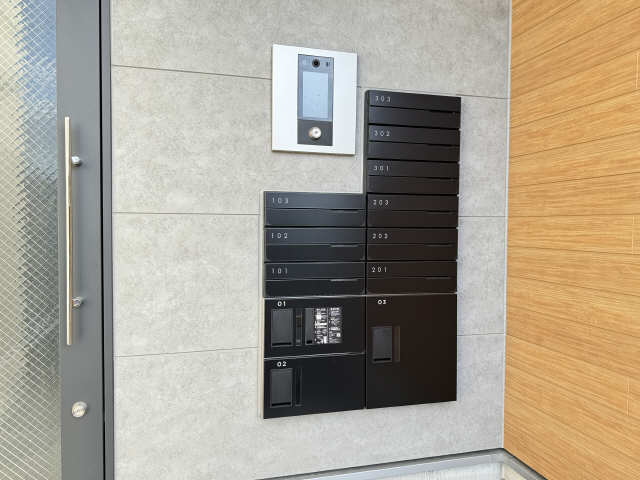 集合ポスト・宅配ボックス