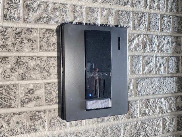 モニター付きインターホン