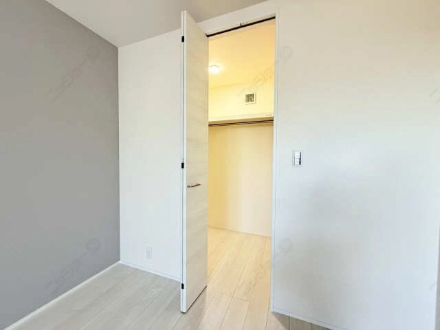 収納(2階南洋室)