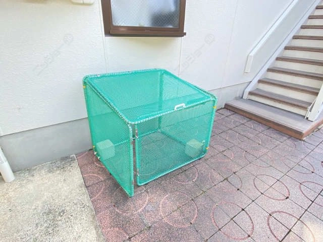 ゴミ置き場分