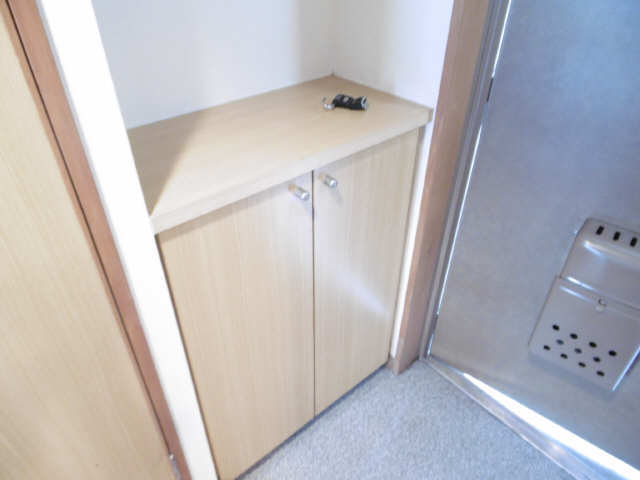 シューズボックス