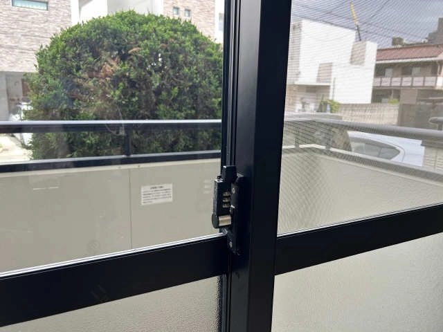 クレセント錠