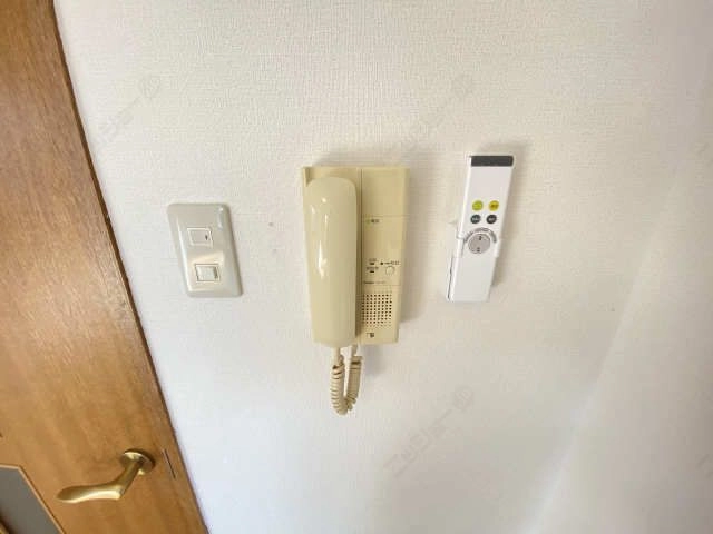 インターホン