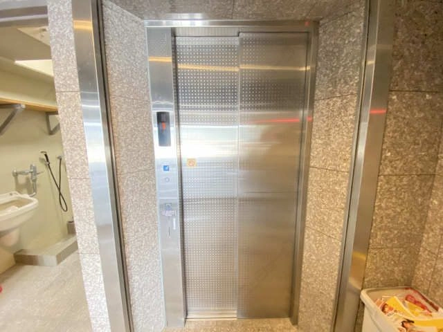 エレベーター