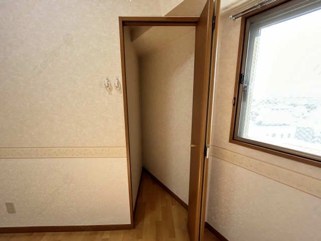 収納(西洋室)
