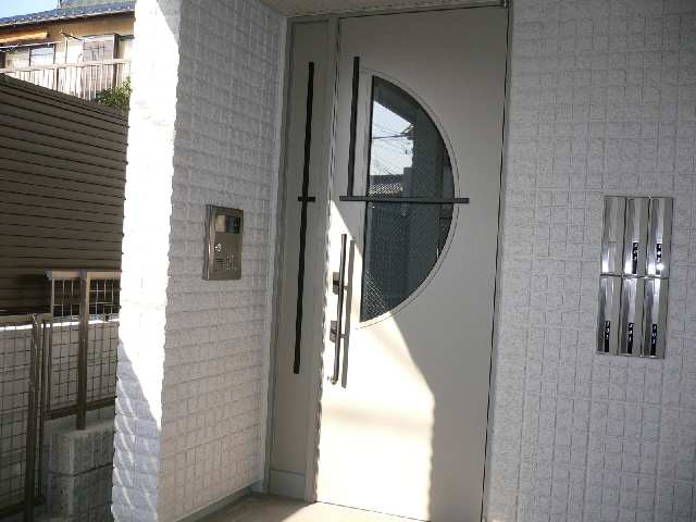 エントランスドア