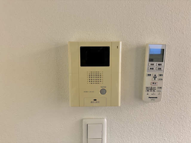 モニター付きインターホン