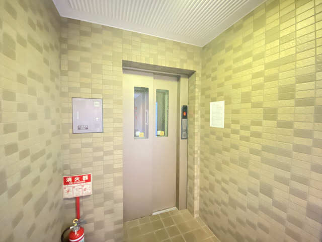 エレベーター