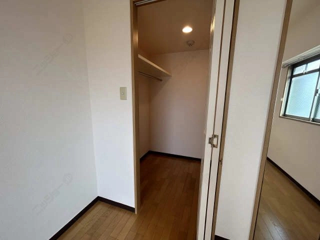 ウォークインクローゼット