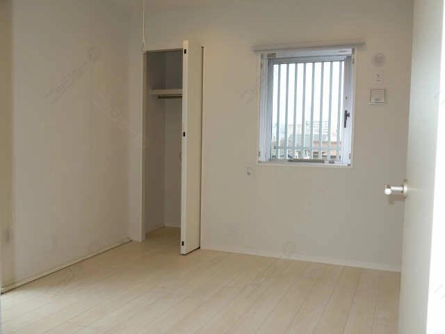 室内（北西洋間）