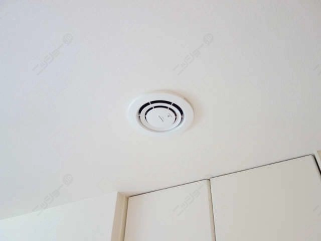ナノイー発生機