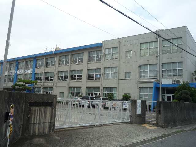 高雄小学校