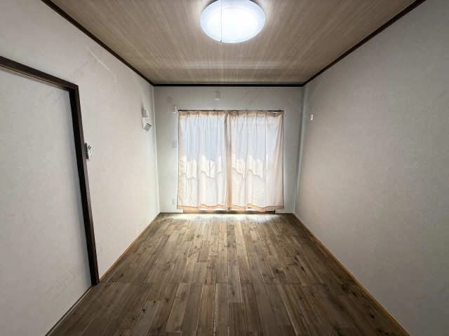 室内（南西洋間）