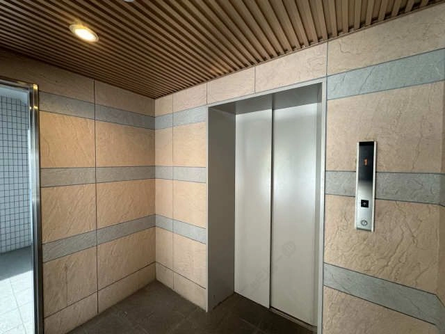 エレベータ