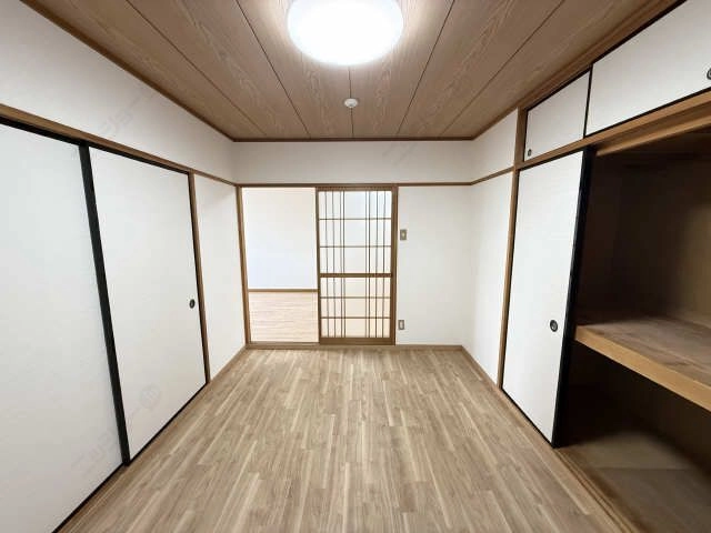 洋室