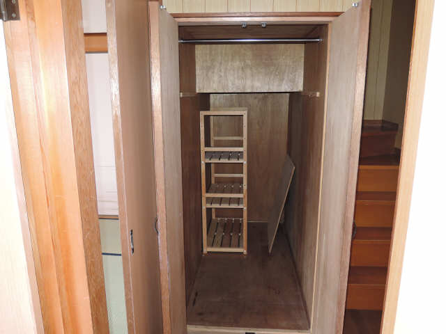 階段下収納
