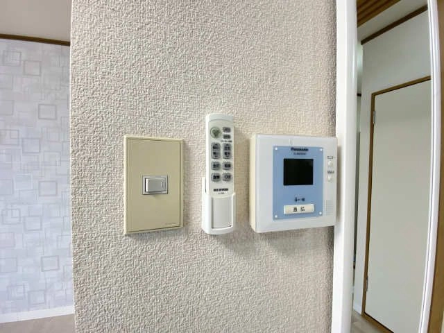 モニター付きインターホン