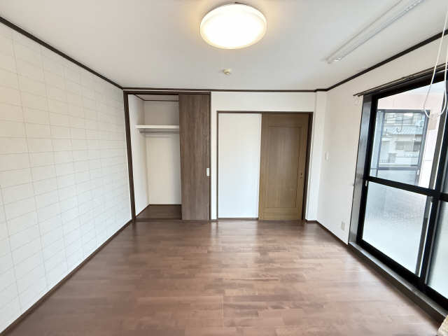 洋室（南洋間）