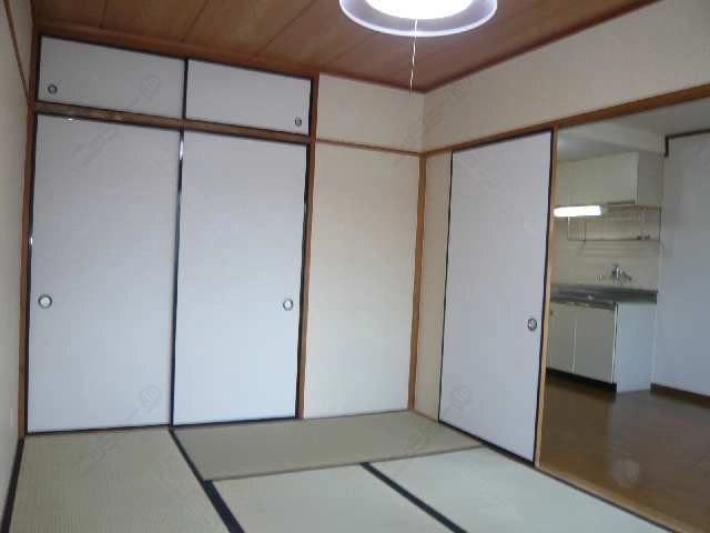 南西側和室