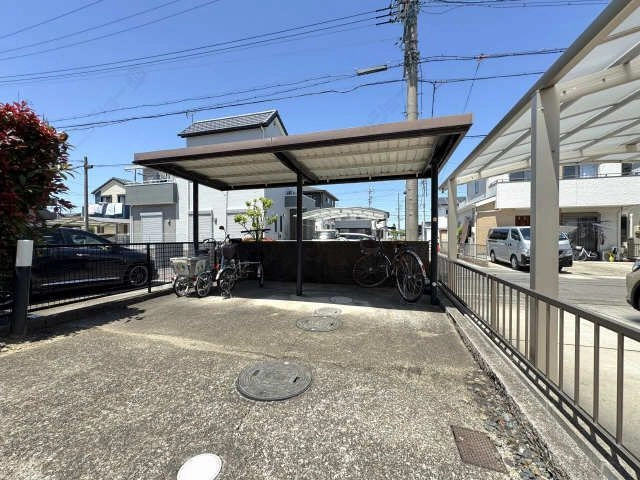 駐輪場（Ａ棟）