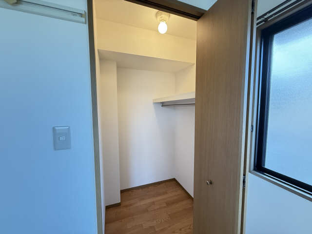 収納（北洋間）