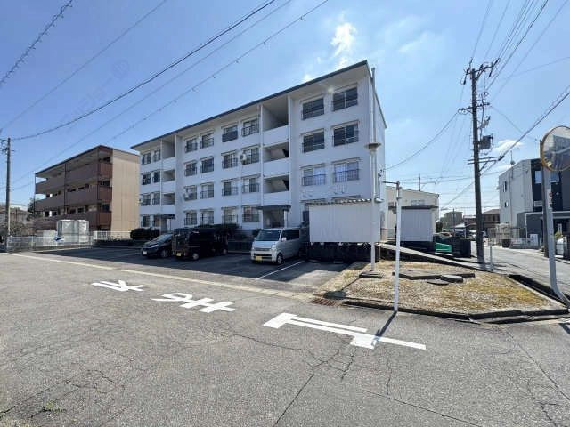 駐車場（敷地内）