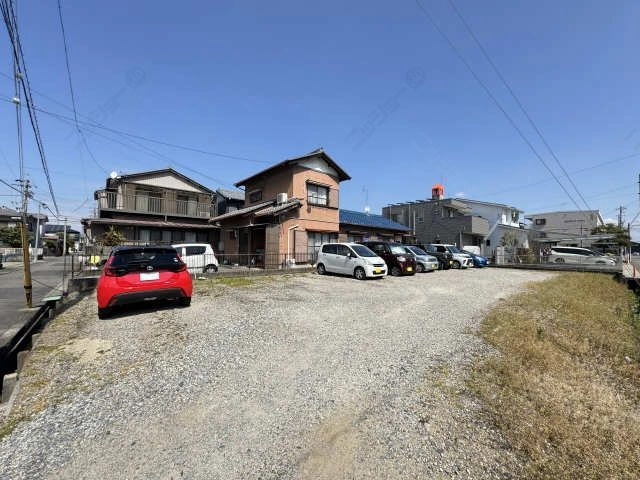 駐車場（敷地外）