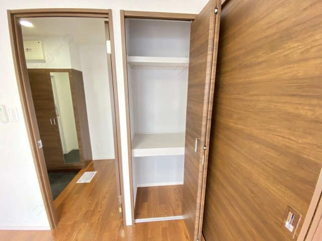 収納　洋室東