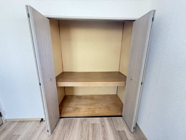 収納（北洋間）