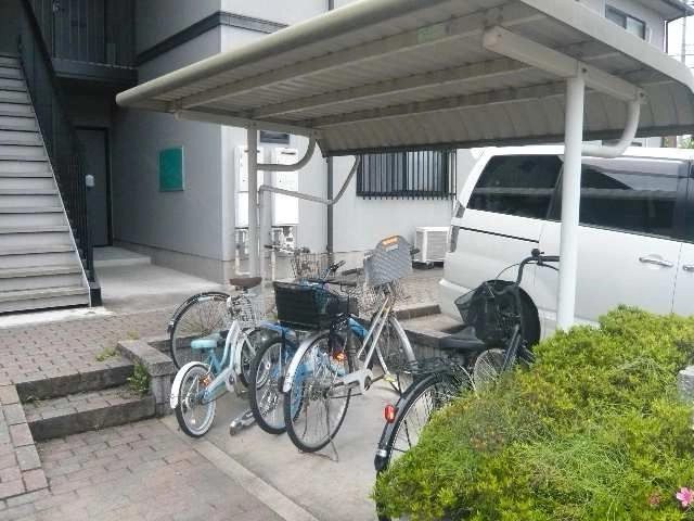 駐輪場