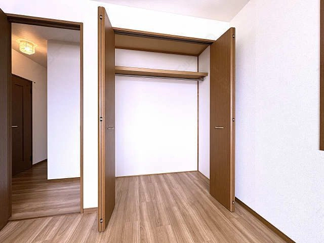 北洋室・収納