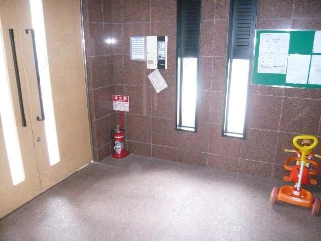 エントランス内