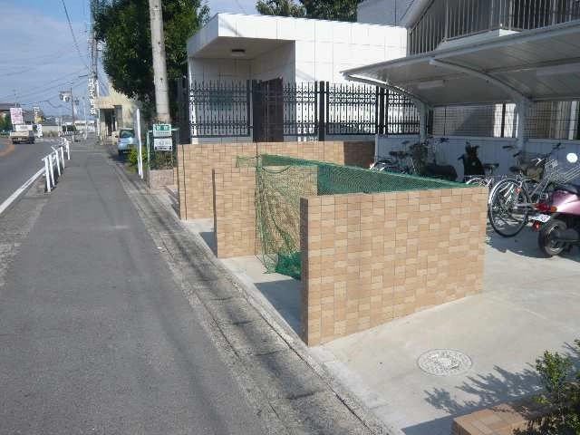 ゴミ捨て場