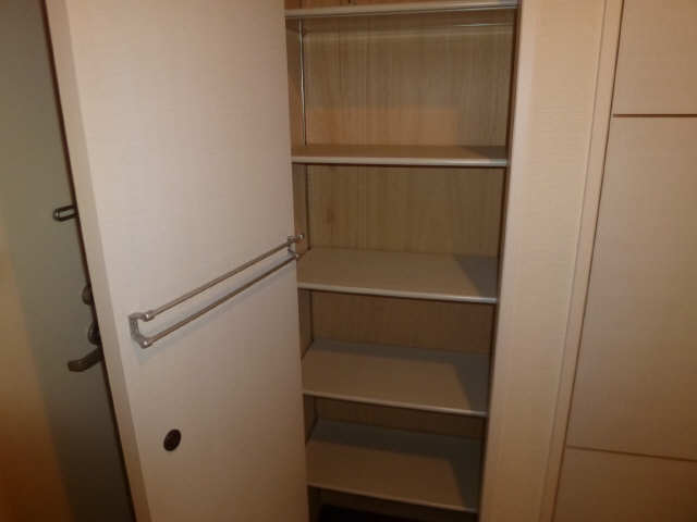 シューズボックス