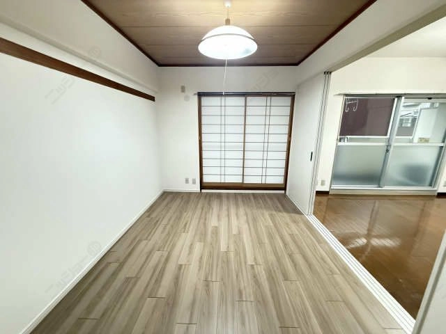 洋室（南洋間）