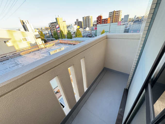 東側バルコニー