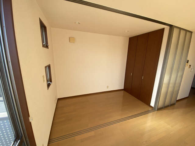 サービスルーム