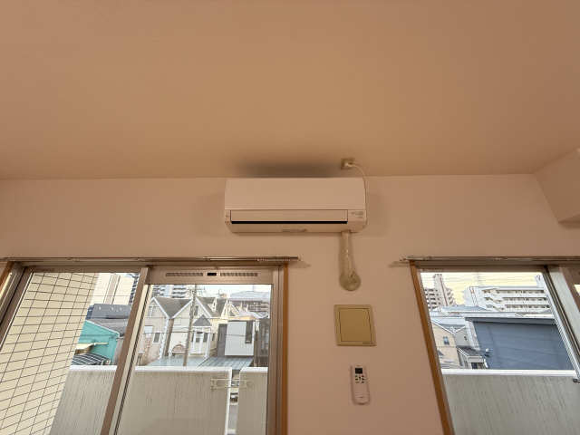 エアコン