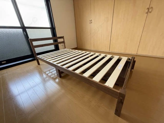 ベッド