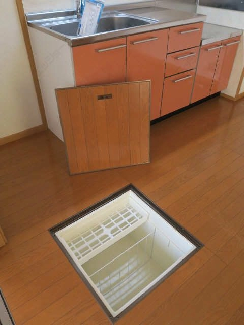 床下収納