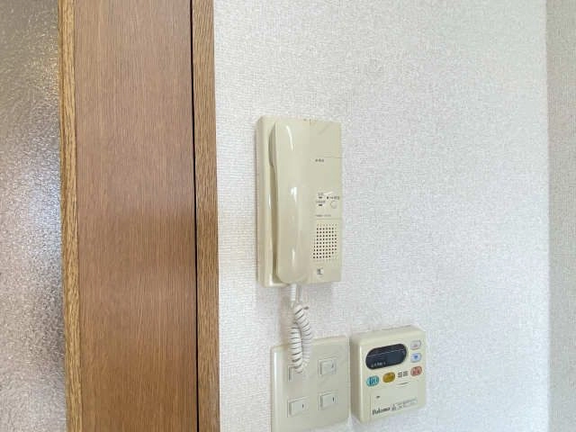 インターホン